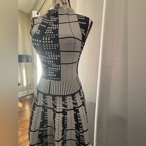 Like NEW Stella & Jamie Sleeveless Dress